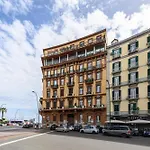 Marina Rooms